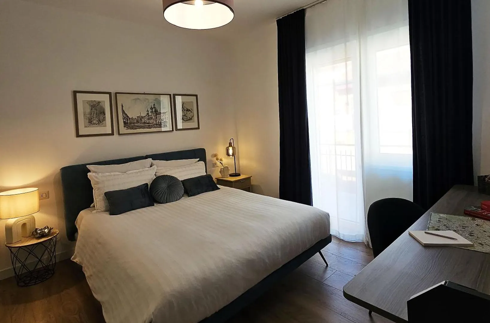 Bed & Breakfast B&B Domus Teano Luxury Rooms Rome Italy