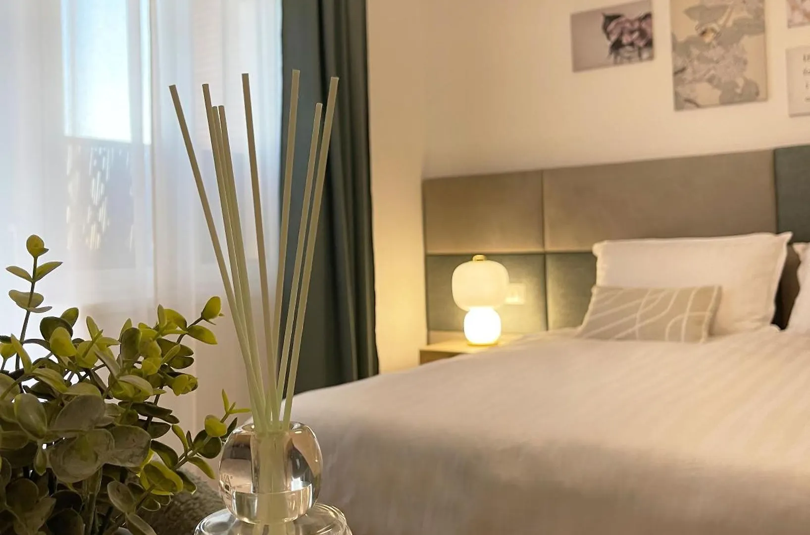 B&B Domus Teano Luxury Rooms Rome Italy