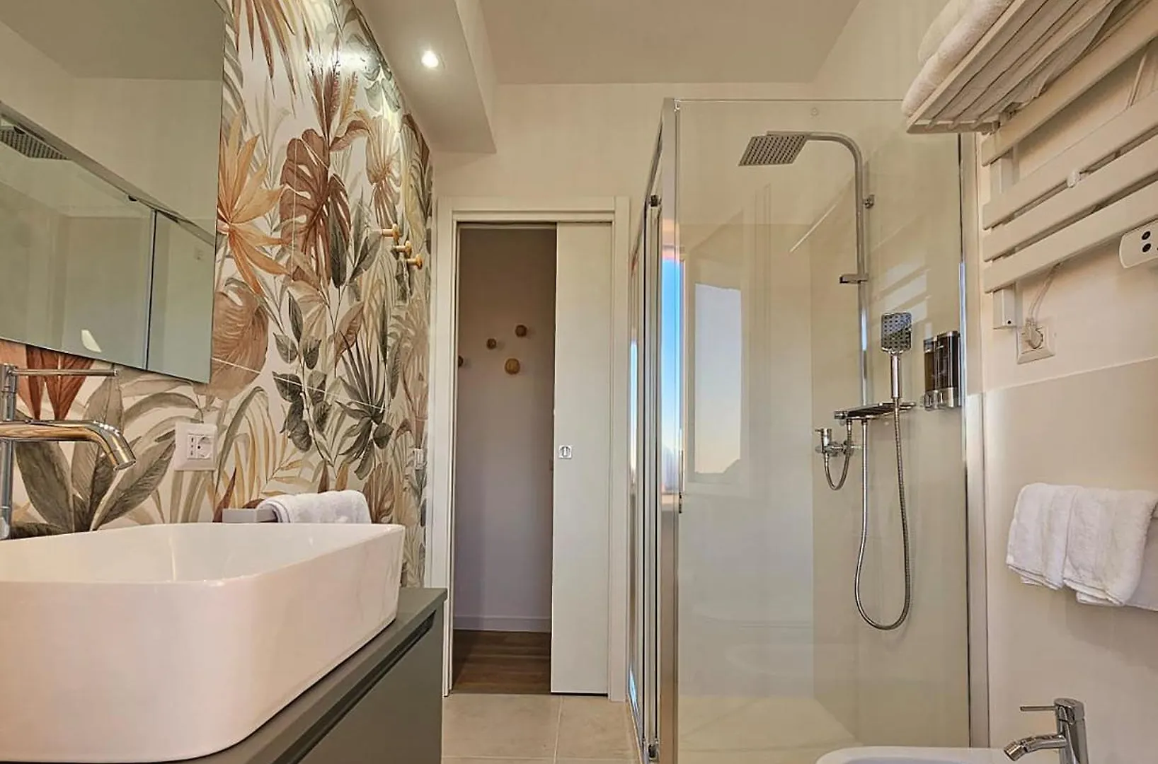 B&B Domus Teano Luxury Rooms Rome Italy